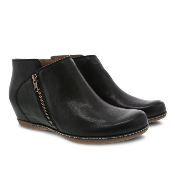 dansko women's leyla ankle boot